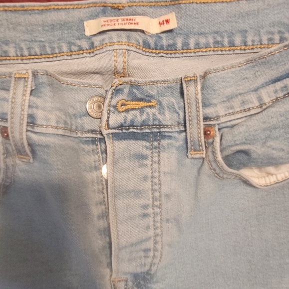 Levi's wedgie jeans size 14 - Picture 2 of 3